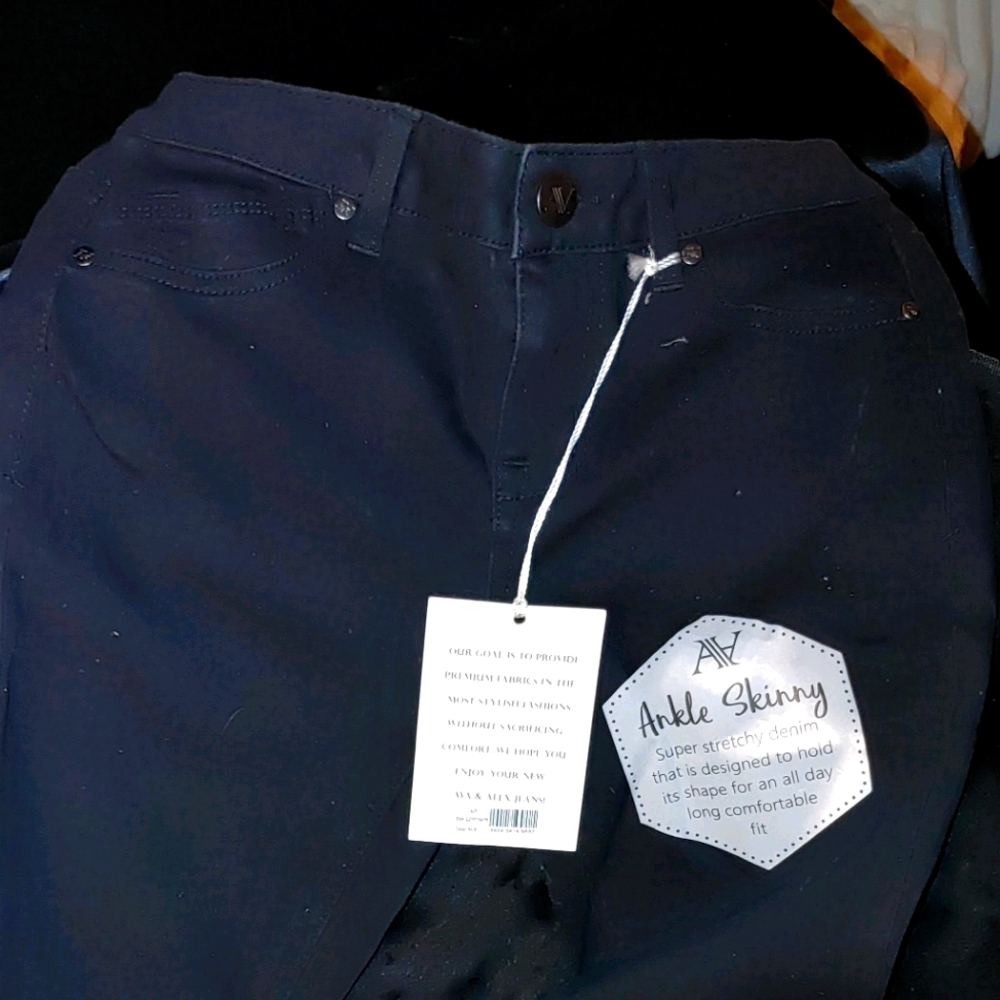 Women's Juniors jeans